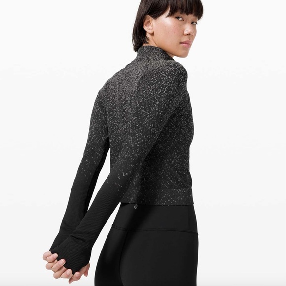 Lululemon - Rest Less Cropped 1/2 Zip - Herringbone Fade Black / White - Picture 4 of 11